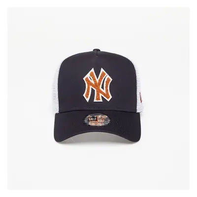 Kšiltovka New Era New York Yankees Boucle Trucker Cap Navy/ Ebr