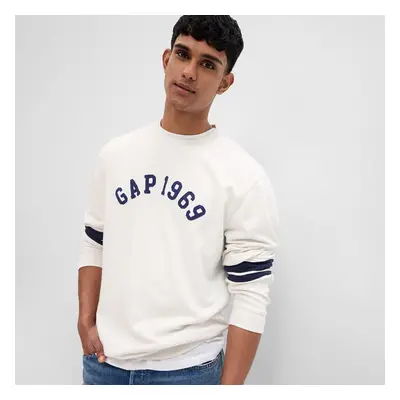 Mikina GAP Logo Crewneck Sweatshirt Carls Stone