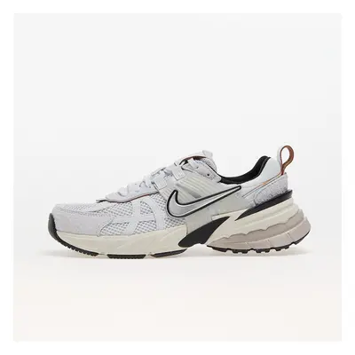 Tenisky Nike W V2K Run Pure Platinum/ Chrome-Platinum Tint EUR