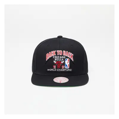 Kšiltovka Mitchell & Ness NBA 91/92 B2B Champs Snapback Hwc Chicago Bulls Black