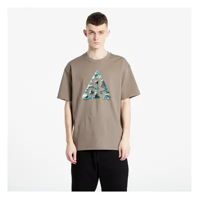 Tričko Nike ACG Northwest's Cascade Mountain Range Tee Olive Grey