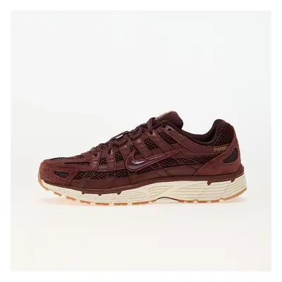 Tenisky Nike P-6000 Se Dark Pony/ Burgundy Crush-Metallic Gold EUR