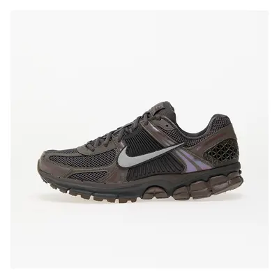 Tenisky Nike Zoom Vomero Cave Stone/ Metallic Silver-Multi-Color EUR