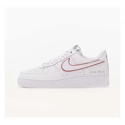 Tenisky Nike Air Force white / university red EUR