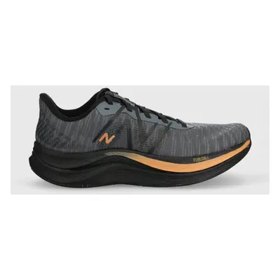 Běžecké boty New Balance WFCPRGA4 šedá barva