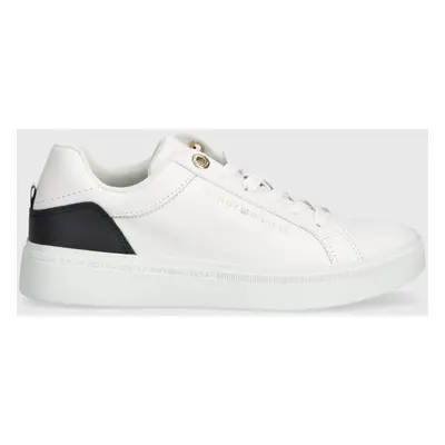 Kožené sneakers boty Tommy Hilfiger ELEVATED ESSENTIAL COURT SNEAKER bílá barva, FW0FW07635