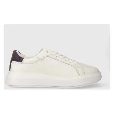 Kožené sneakers boty Calvin Klein LOW TOP LACE UP PET bílá barva, HM0HM01288