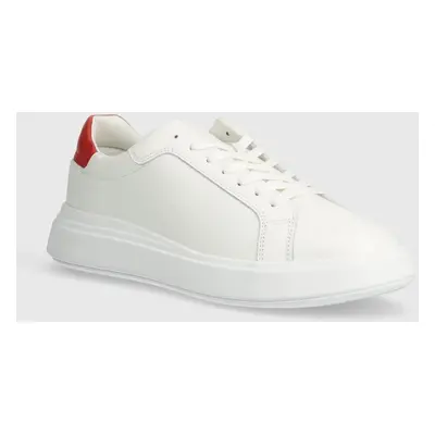 Kožené sneakers boty Calvin Klein LOW TOP LACE UP LTH bílá barva, HM0HM01016