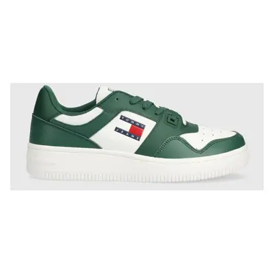 Kožené sneakers boty Tommy Jeans TJM RETRO BASKET ESS zelená barva, EM0EM01395