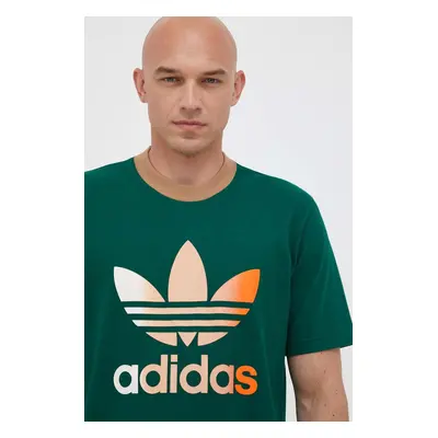 Bavlněné tričko adidas Originals zelená barva, s potiskem