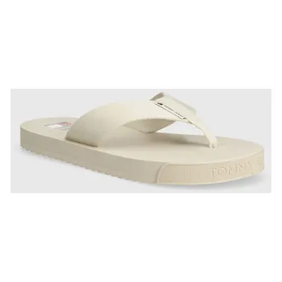 Žabky Tommy Jeans TJW SOPHISTICATED FLIP-FLOP dámské, béžová barva, na plochém podpatku, EN0EN02