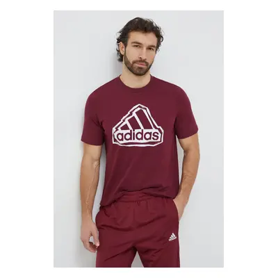 Bavlněné tričko adidas vínová barva, s potiskem, IM8302