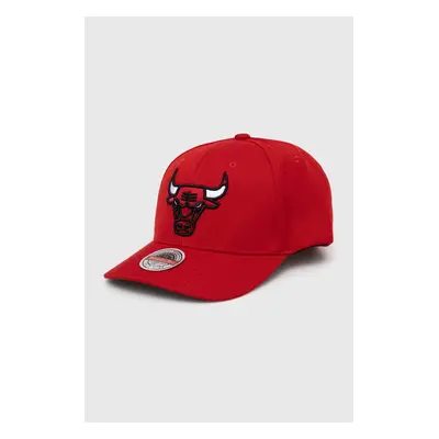 Čepice s vlněnou směsí Mitchell&Ness Chicago Bulls červená barva, s aplikací