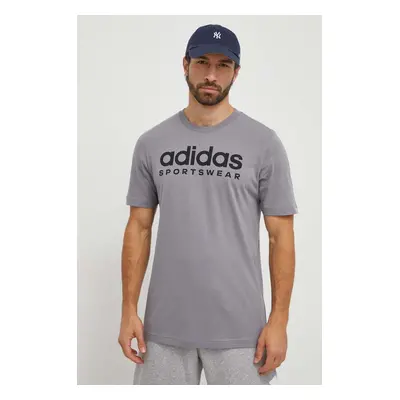 Bavlněné tričko adidas šedá barva, s potiskem, IW8836