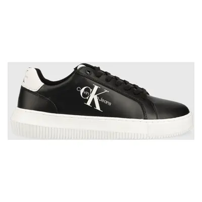 Kožené sneakers boty Calvin Klein Jeans CHUNKY CUPSOLE MONOLOGO černá barva, YM0YM00681