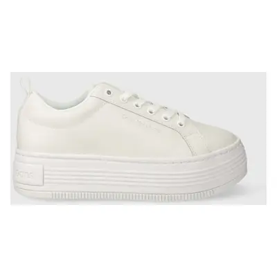 Kožené sneakers boty Calvin Klein Jeans BOLD FLATF LOW LACEUP LTH IN LUM bílá barva, YW0YW01309