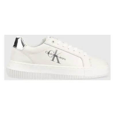 Kožené sneakers boty Calvin Klein Jeans CHUNKY CUPSOLE MONO LTH WN bílá barva, YW0YW01224