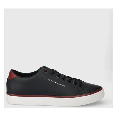 Kožené tenisky Tommy Hilfiger TH HI VULC CORE LOW LEATHER ESS pánské, tmavomodrá barva, FM0FM050