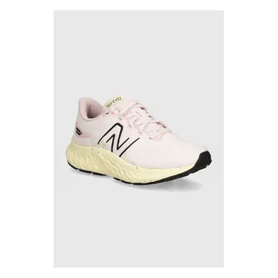 Běžecké boty New Balance Fresh Foam Evoz v3 růžová barva, WEVOZCP3