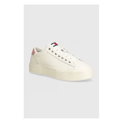 Kožené sneakers boty Tommy Jeans TJW FOXING FLATFORM bílá barva, EN0EN02567