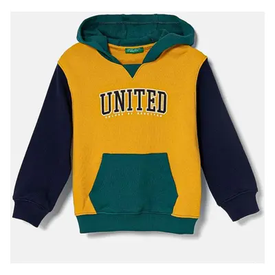 Dětská bavlněná mikina United Colors of Benetton žlutá barva, s kapucí, s potiskem, 3J68G200Q