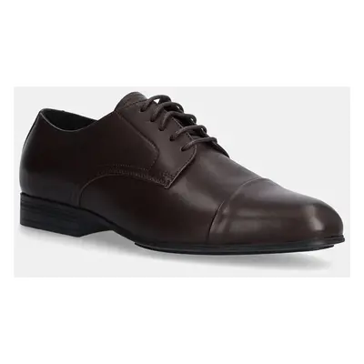 Polobotky Calvin Klein DERBY CAP TOE pánské, hnědá barva, HM0HM01540