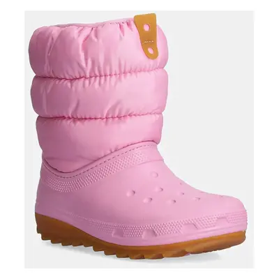 Dětské sněhule Crocs CLASSIC NEO PUFF BOOT růžová barva, 207684.G