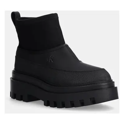 Nízké kozačky Calvin Klein Jeans FLATFORM RAINBOOT LOW MG R dámské, černá barva, na plochém podp