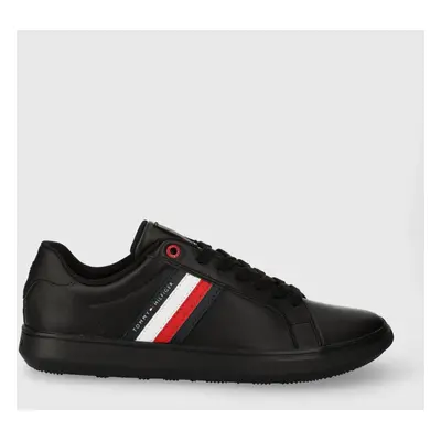 Kožené sneakers boty Tommy Hilfiger ESSENTIAL LEATHER CUPSOLE černá barva, FM0FM04921