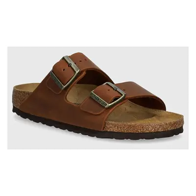 Kožené pantofle Birkenstock Arizona dámské, hnědá barva, 1028401