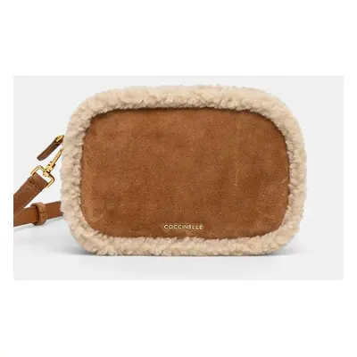 Kabelka Coccinelle TEBE ECO SHEARLING hnědá barva, E5 RNS 55 I1 01