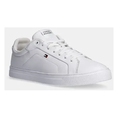 Kožené sneakers boty Tommy Hilfiger ICON COURT LTH FLAG ESS bílá barva, FM0FM05317