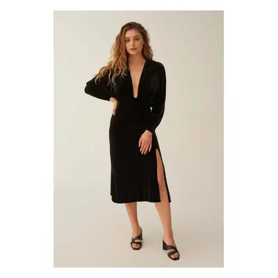 Šaty Undress Code 477 Date Night Midi Dress Black černá barva, midi