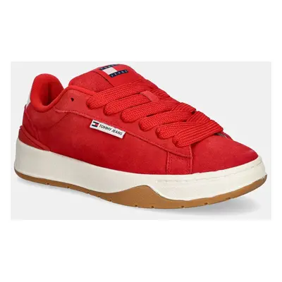 Semišové sneakers boty Tommy Jeans TJW SKATE SNEAKER červená barva, EN0EN02677