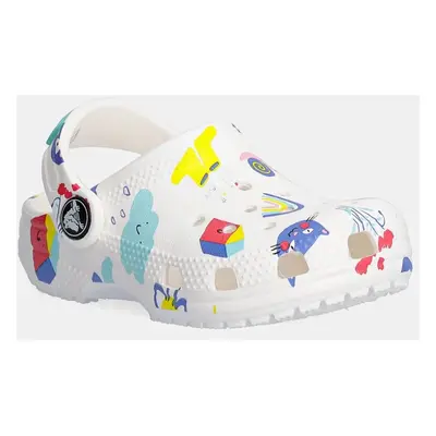 Dětské pantofle Crocs CLASSIC DOODLE PRINT CLOG bílá barva, 210357