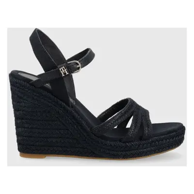 Sandály Tommy Hilfiger ESSENTIAL BASIC WEDGE SANDAL dámské, tmavomodrá barva, na klínku, FW0FW07