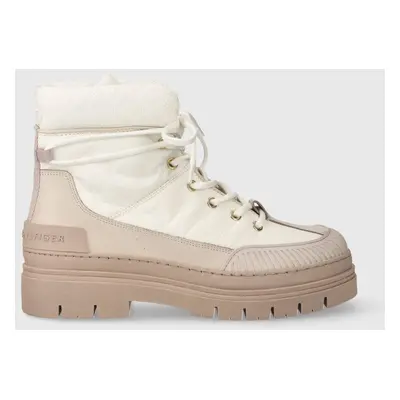 Nízké kozačky Tommy Hilfiger TH MONOGRAM OUTDOOR BOOT dámské, bílá barva, na plochém podpatku, z