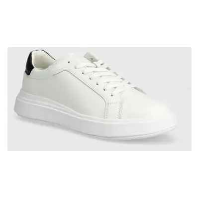 Kožené sneakers boty Calvin Klein LOW TOP LACE UP LTH bílá barva, HM0HM01016