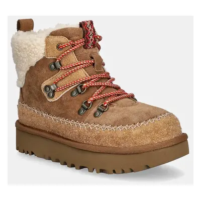 Semišové boty UGG Classic Alpine Lace Up hnědá barva, na plochém podpatku, zateplené, 1158271-CH