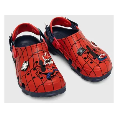 Dětské pantofle Crocs TEAM SPIDERMAN ALLERAIN CLOG červená barva