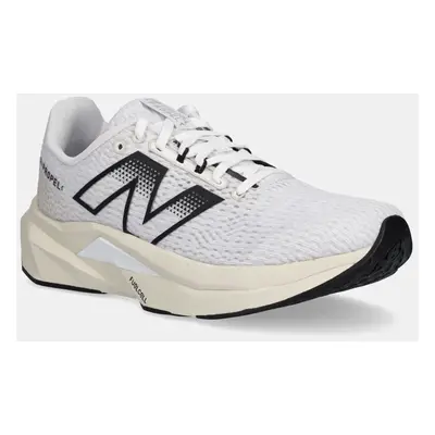 Běžecké boty New Balance FuelCell Propel v5 bílá barva, WFCPRCX5