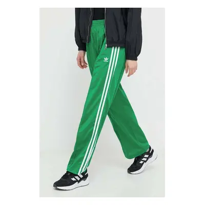 Tepláky adidas Originals Firebird Loose zelená barva, s aplikací, IP0634