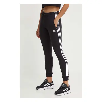 Tepláky adidas Essentials černá barva, s aplikací, HZ5753