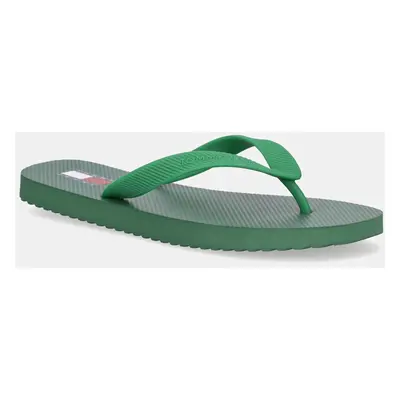 Žabky Tommy Jeans BEACH SANDAL pánské, zelená barva, EM0EM01560