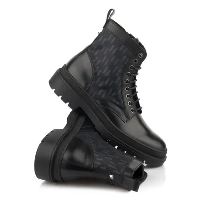 Kotníková obuv karl lagerfeld outland mono mix lace boot black lthr & textile mono