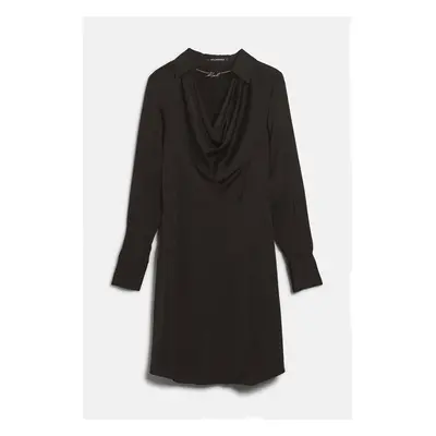 Šaty karl lagerfeld satin dress w/ karl chain black