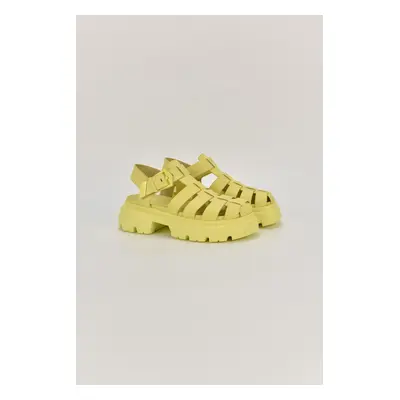 Sandále karl lagerfeld gladiator sandal yellow lthr