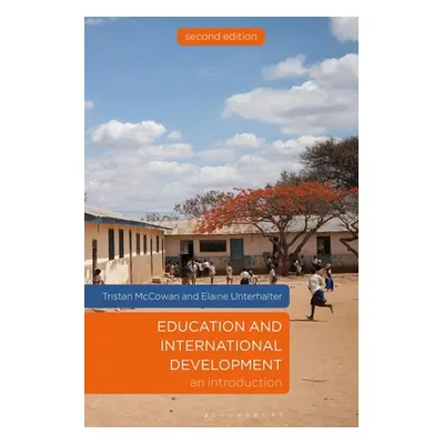 "Education and International Development: An Introduction" - "" ("McCowan Tristan")(Paperback)