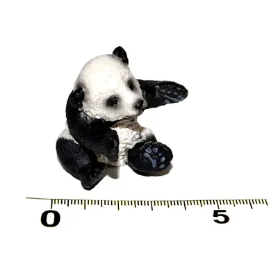 Figurka Panda mládě 4,5 cm