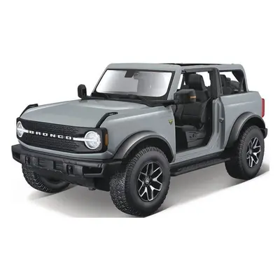 Maisto - 2021 Ford Bronco Badlands (bez dveří), kaktusově šedý, 1:18